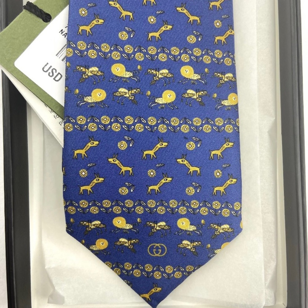 Gucci #656870 Silk Animal Print Tie